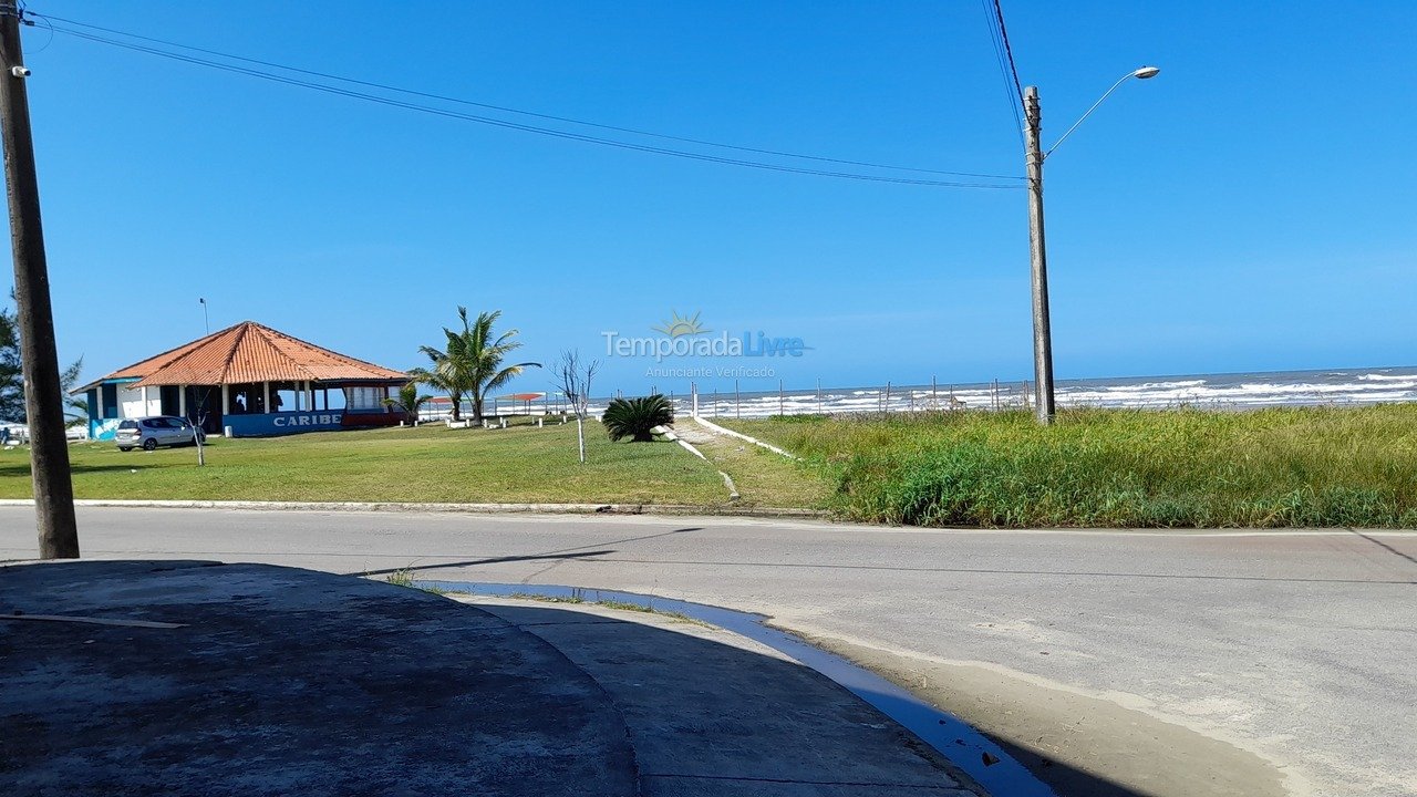 Casa para aluguel de temporada em Itanhaém (Jamaica)