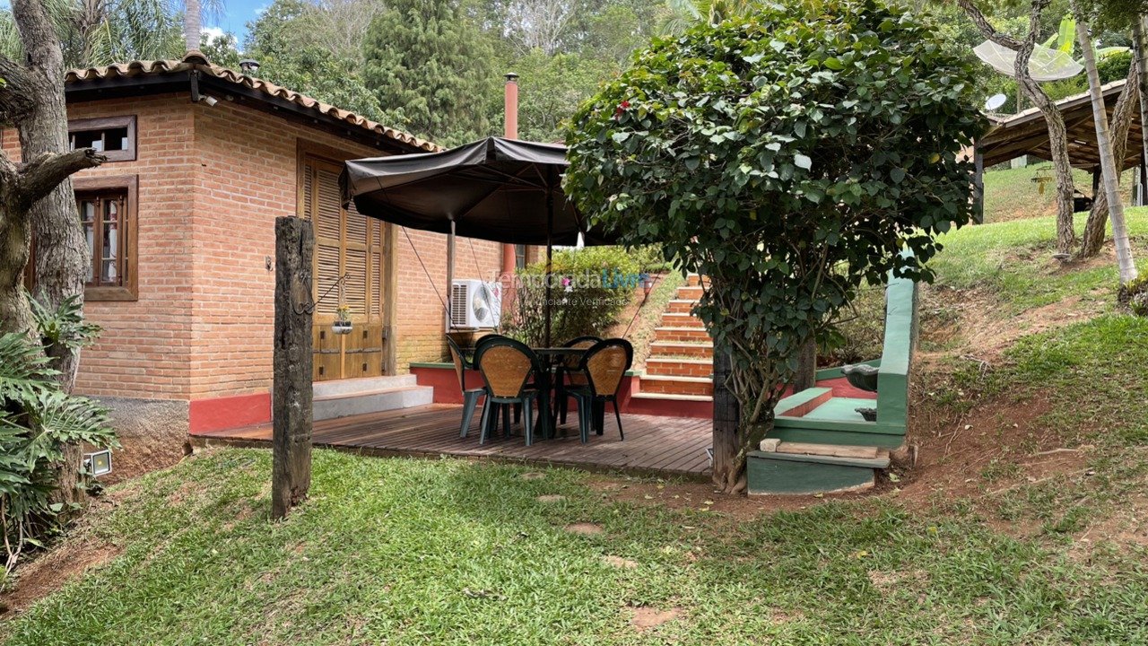 Chácara / sítio para aluguel de temporada em São Roque (Saboo)