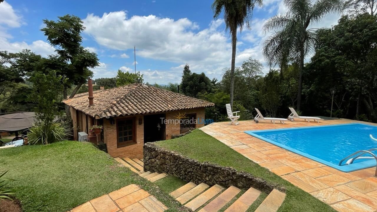 Chácara / sítio para aluguel de temporada em São Roque (Saboo)