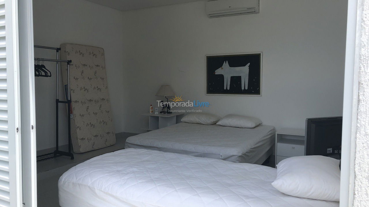 Casa para aluguel de temporada em Bertioga (Condominio Morada da Praia)