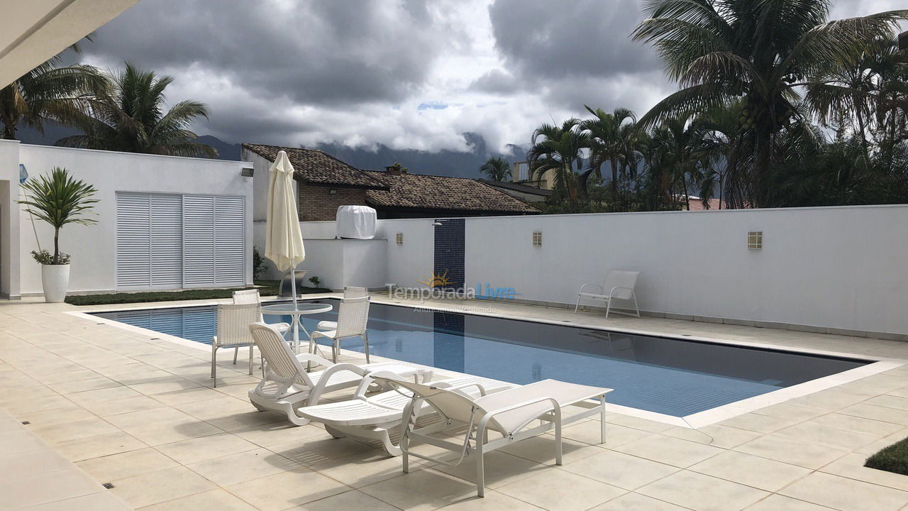 Casa para aluguel de temporada em Bertioga (Condominio Morada da Praia)