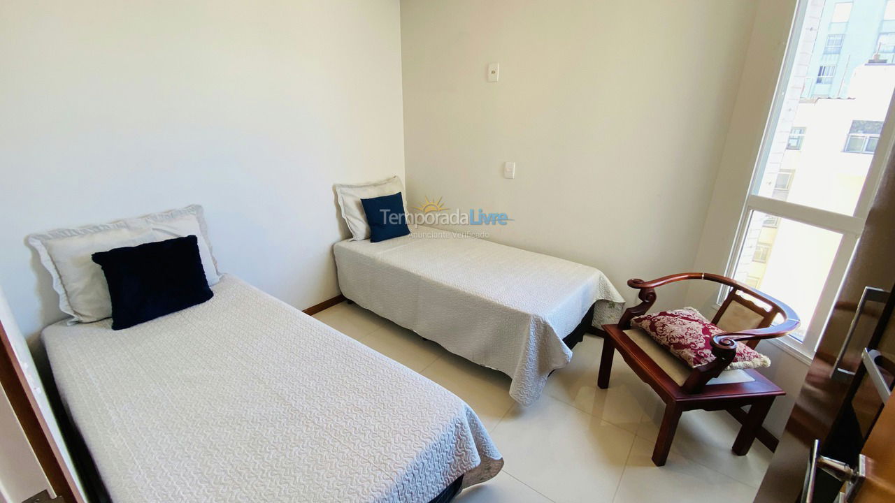 Apartment for vacation rental in Guarapari (Praia do Morro)