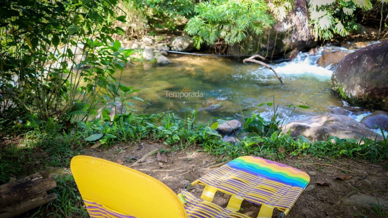 Casa para alquiler de vacaciones em Resende (Serrinha do Alambari)