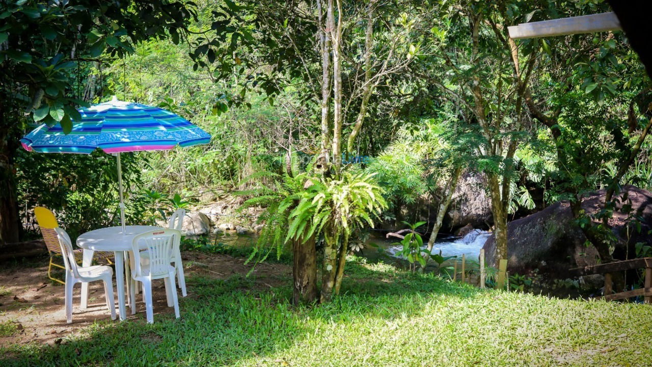 Casa para alquiler de vacaciones em Resende (Serrinha do Alambari)