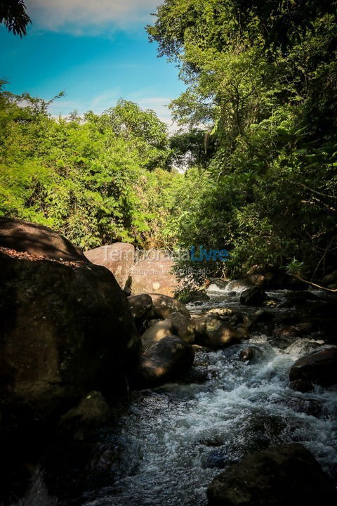 Casa para alquiler de vacaciones em Resende (Serrinha do Alambari)