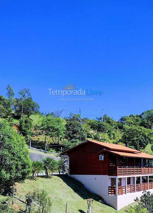 Granja para alquiler de vacaciones em Santo Amaro da Imperatriz (Pagará)