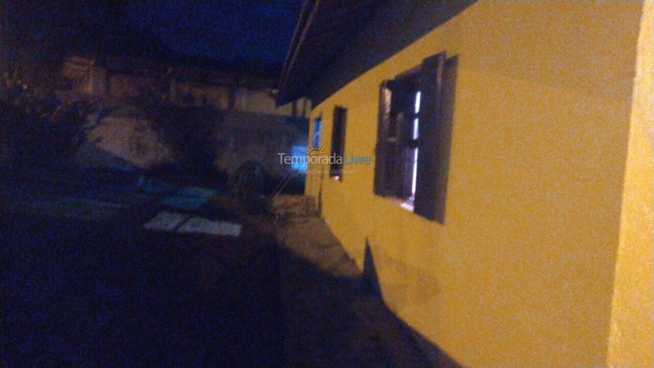 Casa para alquiler de vacaciones em Santo Antônio do Pinhal (Santo Antonio do Pinhal)