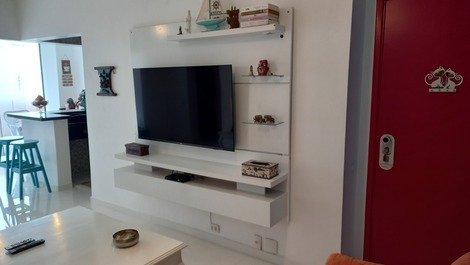 Charmoso apartamento, 80 mts da praia em Pitangueiras, Guarujá