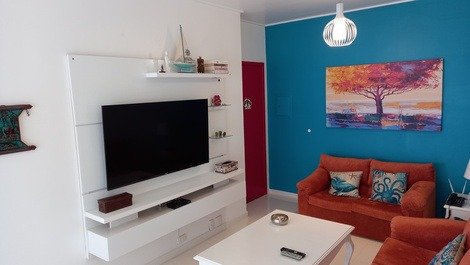 Charmoso apartamento, 80 mts da praia em Pitangueiras, Guarujá
