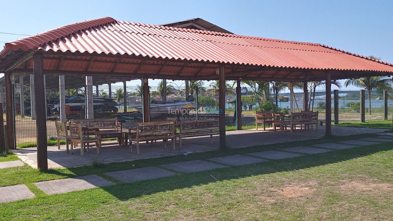 Apartamento para alquiler de vacaciones em Cabo Frio (Baixo Grande)