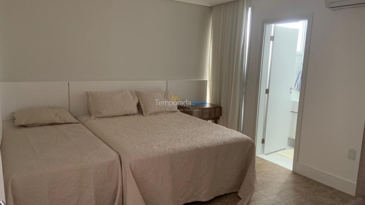 Casa para aluguel de temporada em Camaçari (Praia de Guarajuba)