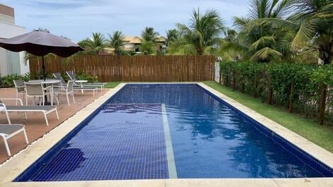 CASA DE ALTO PADRÃO 5 SUÍTES EM GUARAJUBA 40 METROS DA PRAIA