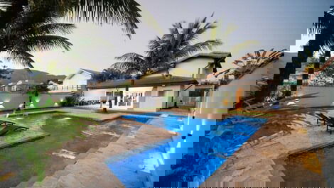 Tu casa en Morada da Praia con piscina climatizada