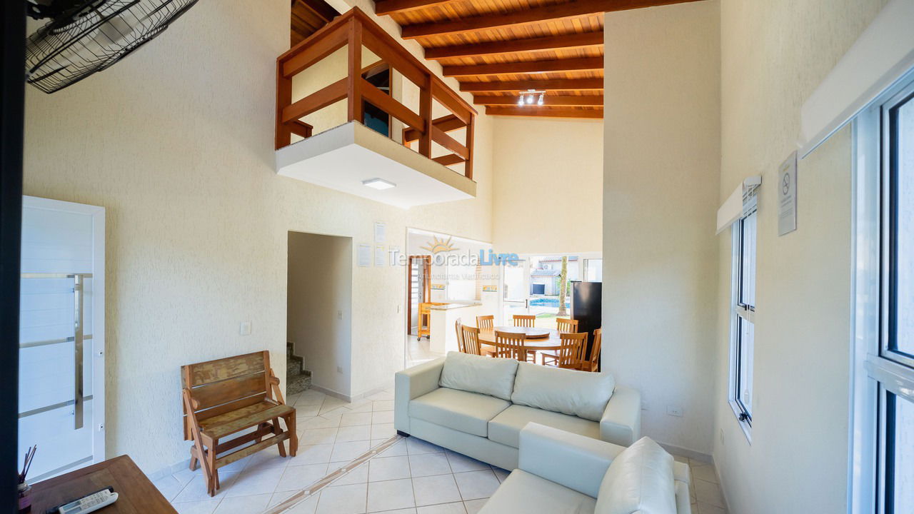 Casa para alquiler de vacaciones em Bertioga (Condominio Morada da Praia)