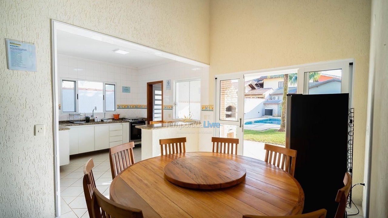 Casa para alquiler de vacaciones em Bertioga (Condominio Morada da Praia)