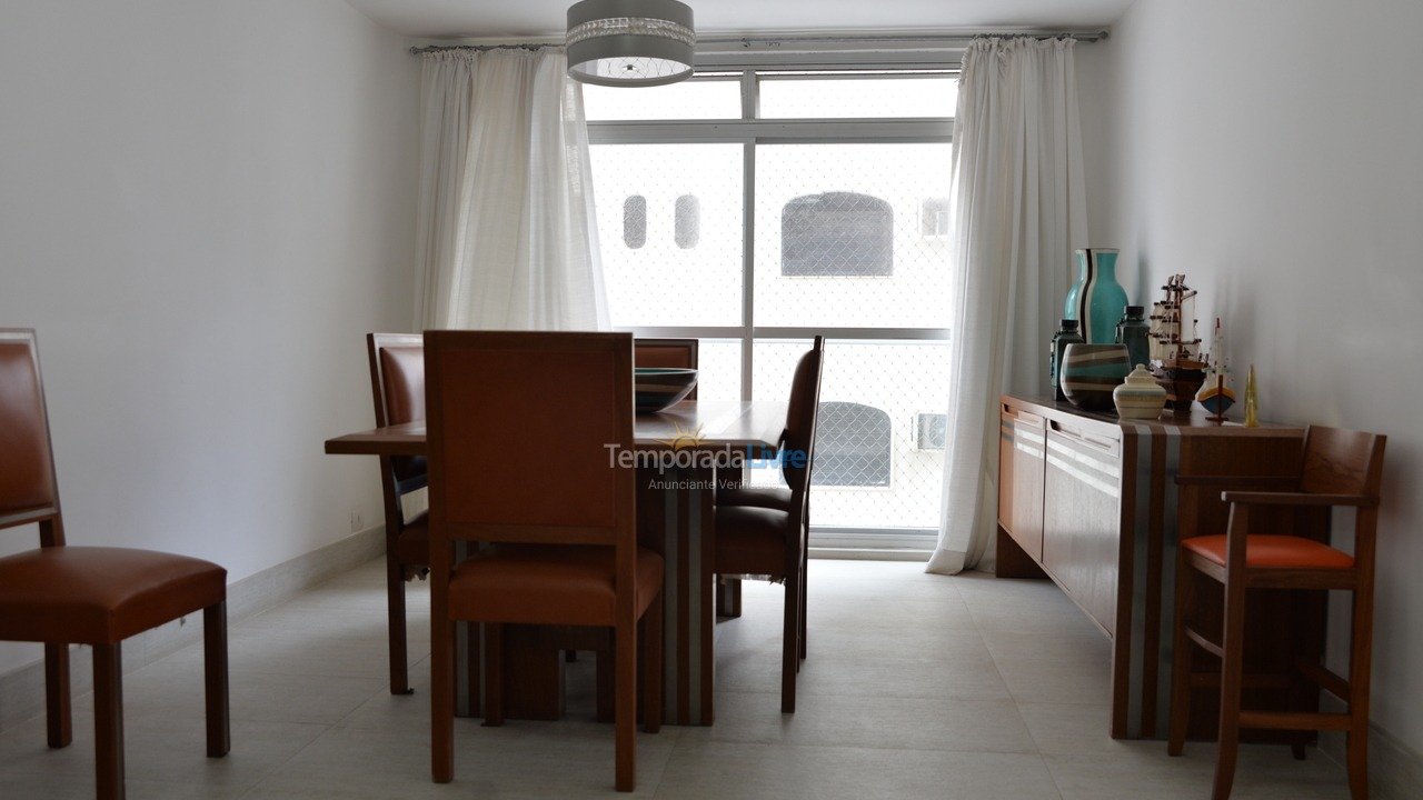 Apartment for vacation rental in Guarujá (Barra Funda)