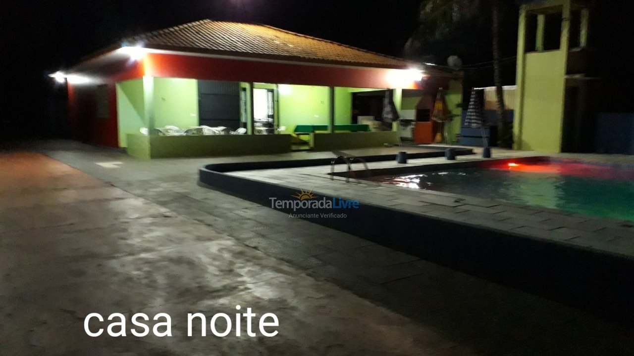 Chácara / sítio para aluguel de temporada em Sertanópolis (Rua Piapara Chácara 5 Loteamento Itapuã)