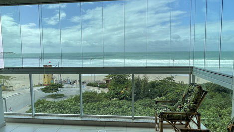 Maravilloso apartamento de 2 habitaciones Santinho Beach View Luxury Condominium