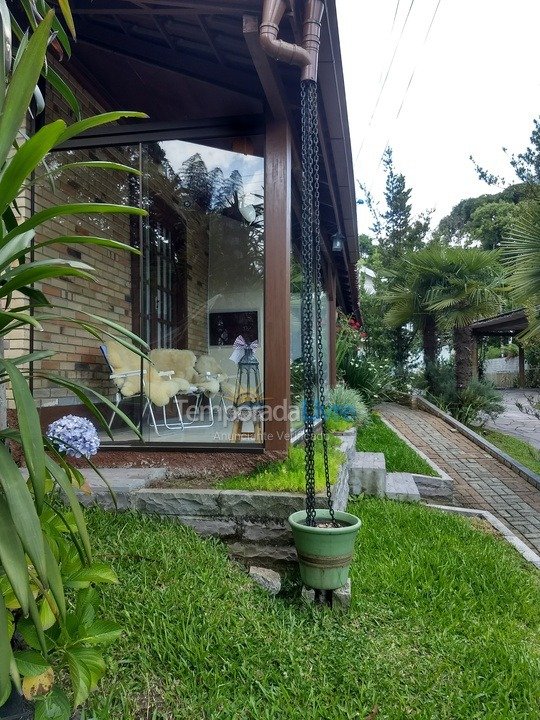 Casa para alquiler de vacaciones em Gramado (Floresta)
