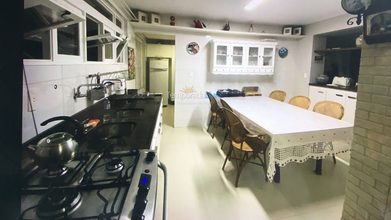 House for vacation rental in Camaçari (Praia de Guarajuba)