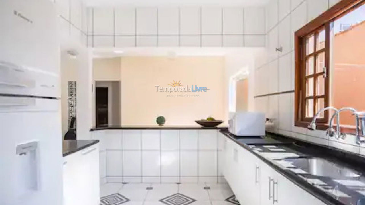 House for vacation rental in Caraguatatuba (Massaguaçu)