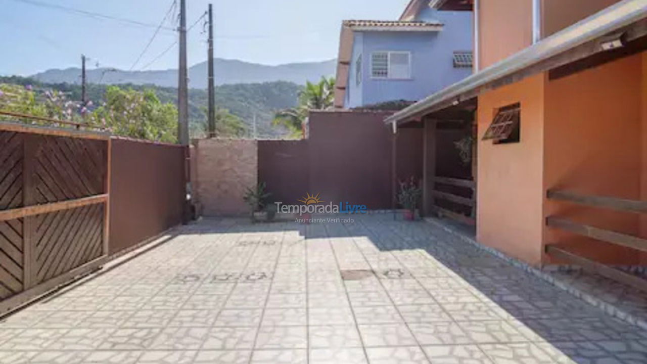 House for vacation rental in Caraguatatuba (Massaguaçu)