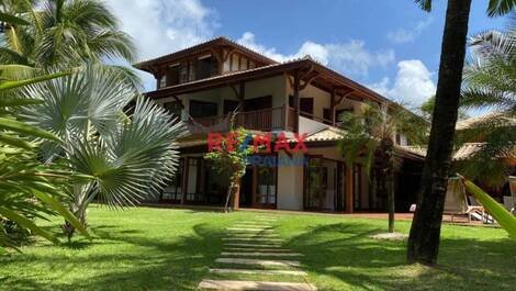 Hermosa casa disponible para alquiler en Praia do Forte