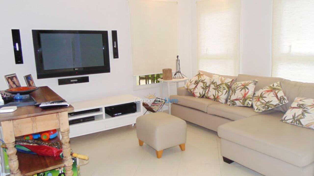 Casa para aluguel de temporada em São Sebastião (Juquehy)