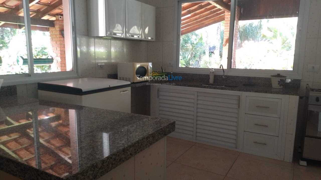 Granja para alquiler de vacaciones em Itu (Condomínio Sete Quedas)