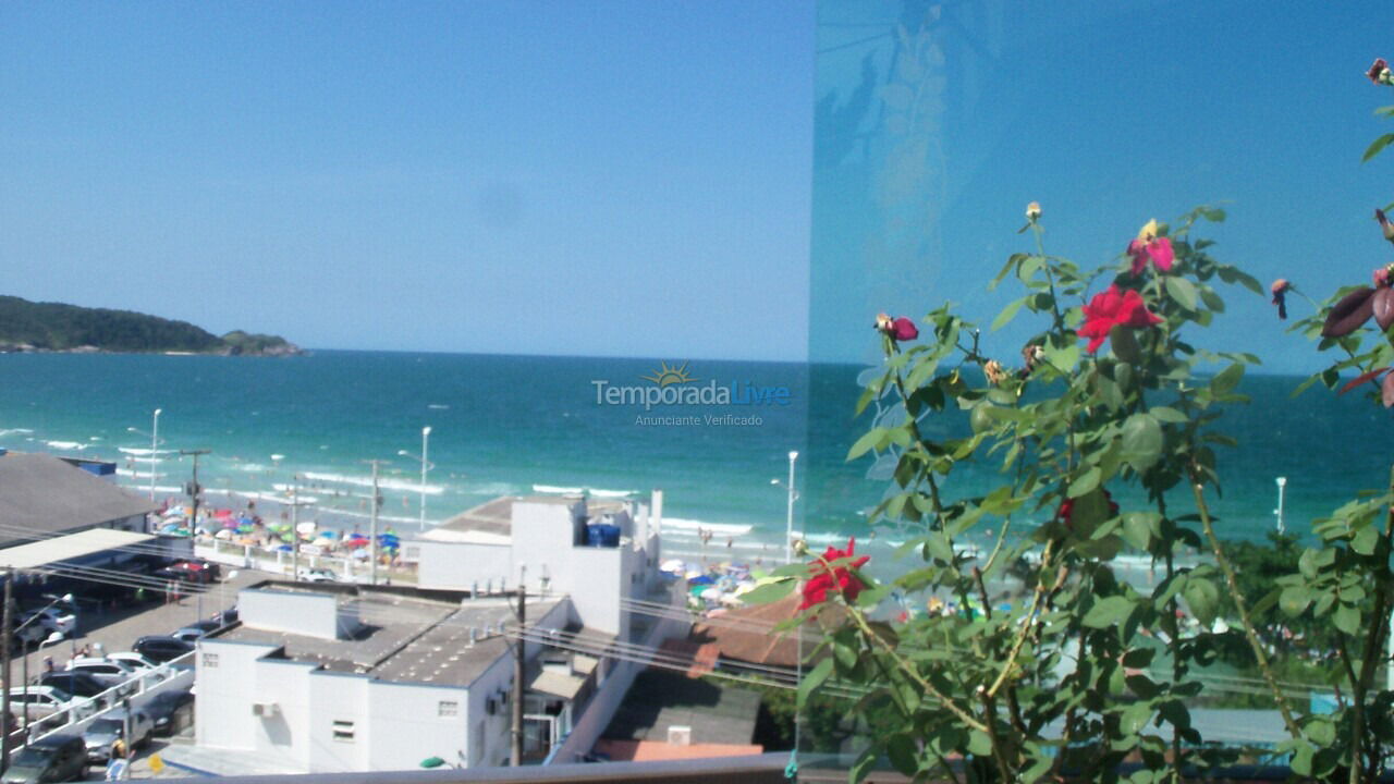 Apartment for vacation rental in Bombinhas (Praia de Bombas)