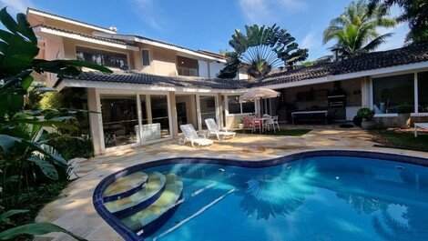 The best on the Riviera! 5 Suites - Heated Pool