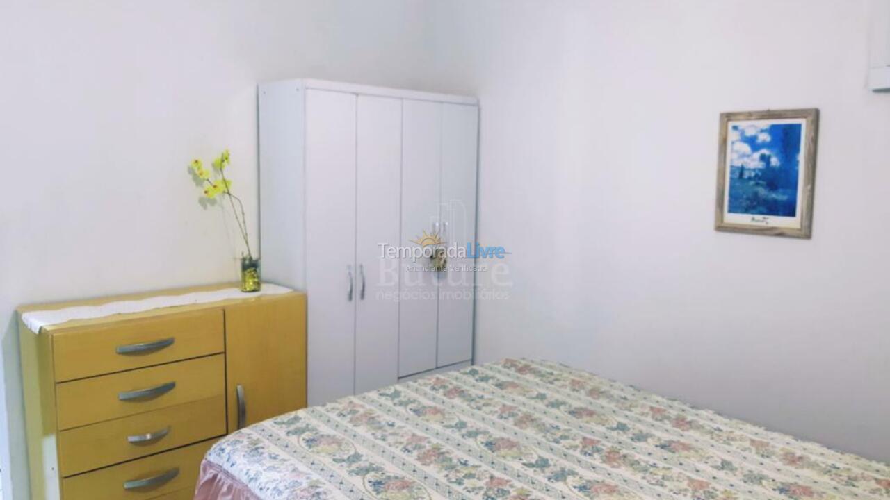 Apartment for vacation rental in Itapema (Meia Praia)