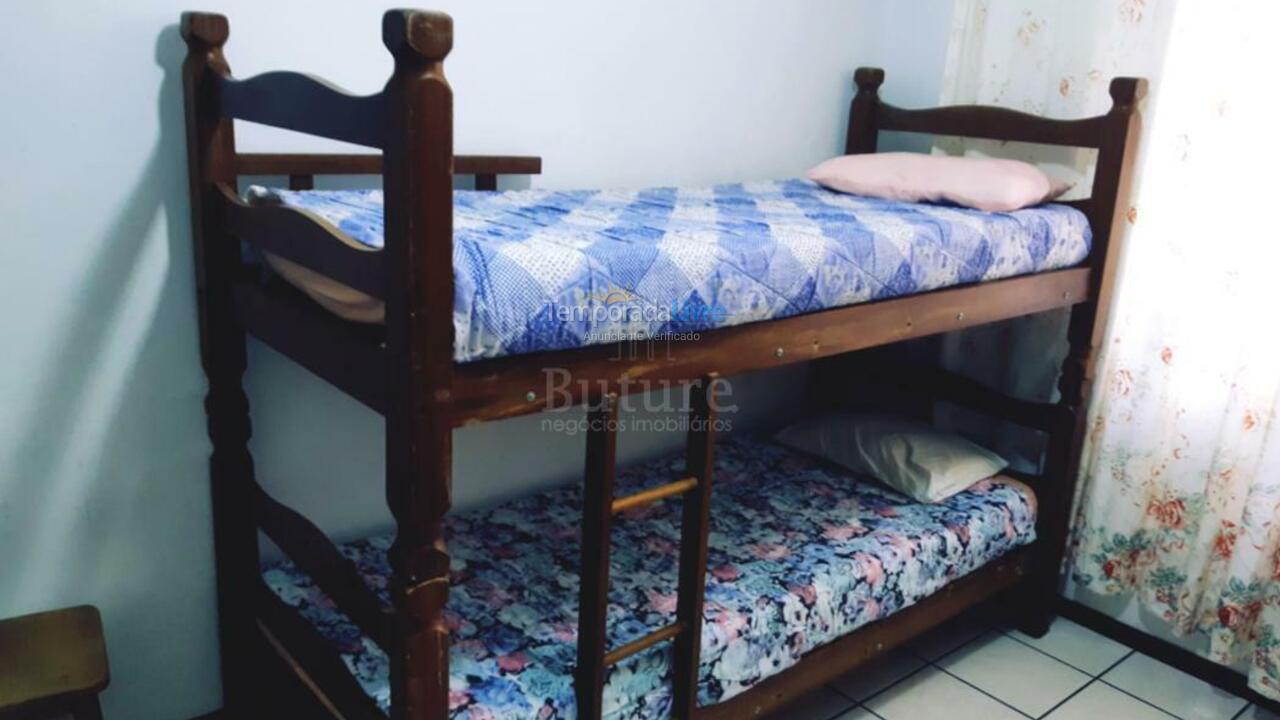 Apartment for vacation rental in Itapema (Meia Praia)