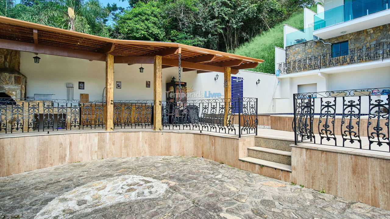 Casa para alquiler de vacaciones em Paraty (Parque da Mata)