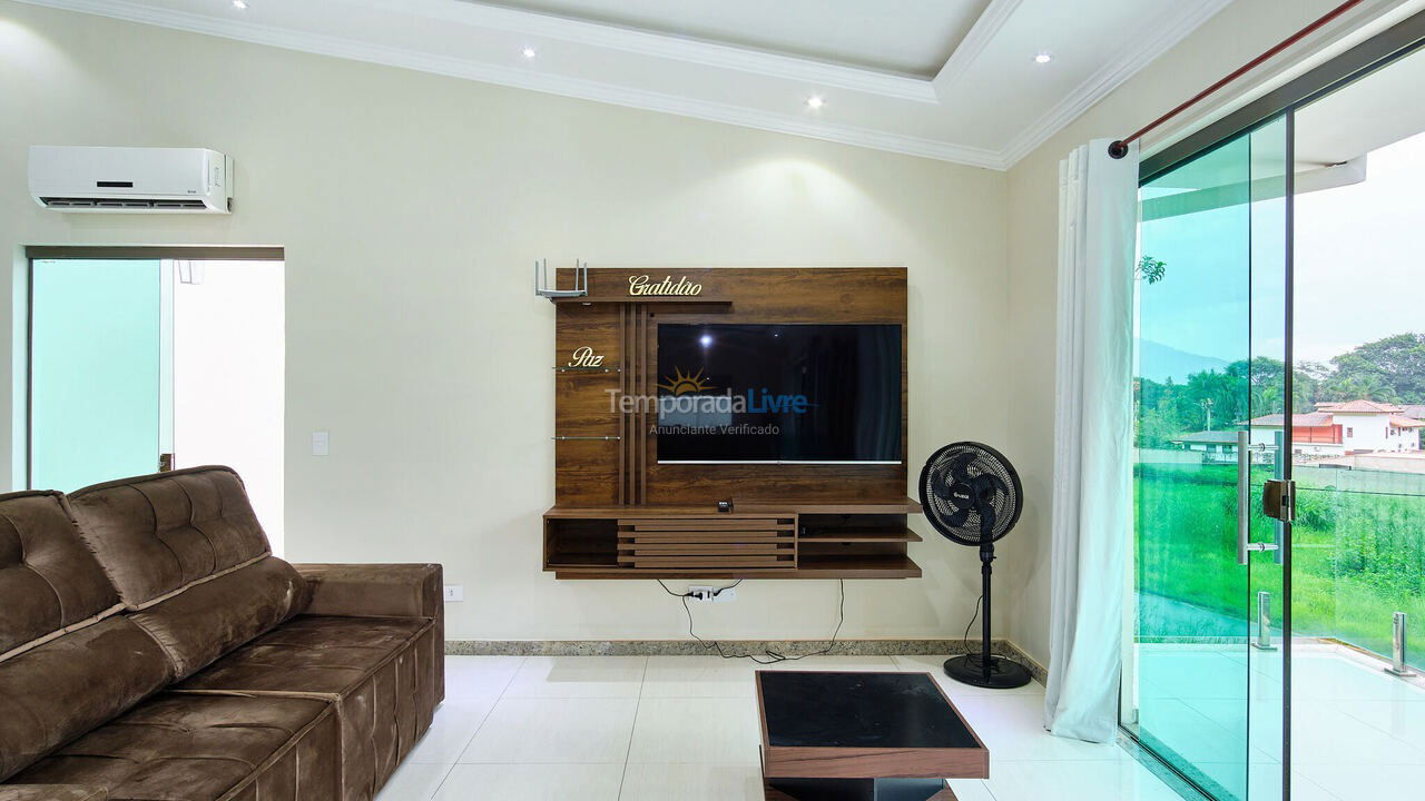 Casa para alquiler de vacaciones em Paraty (Parque da Mata)