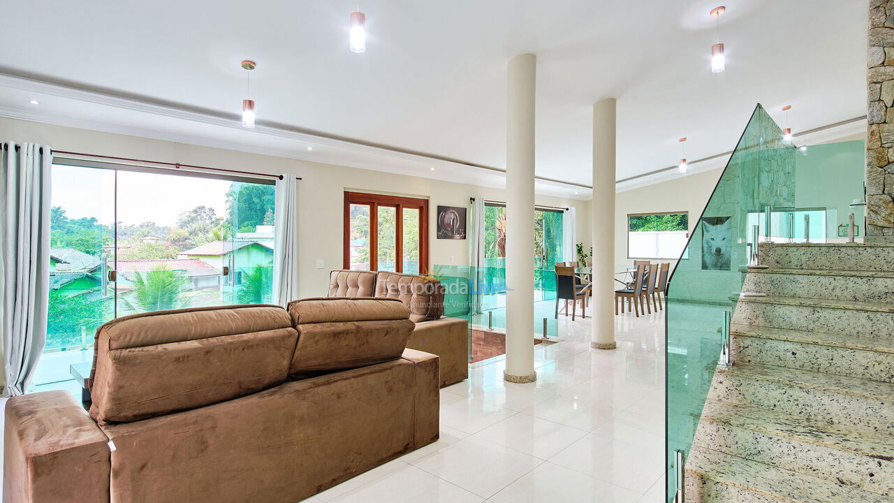 Casa para alquiler de vacaciones em Paraty (Parque da Mata)
