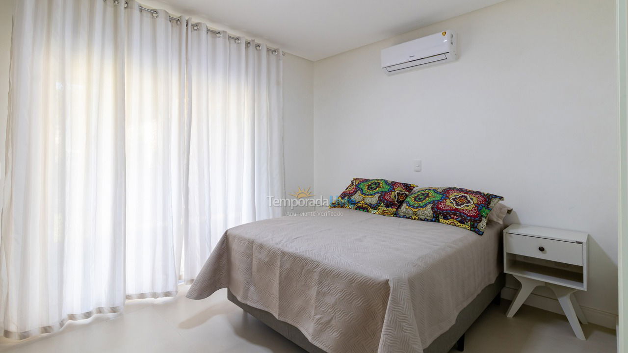 Apartamento para alquiler de vacaciones em Bombinhas (Praia de Canto Grande Mar de Fora)