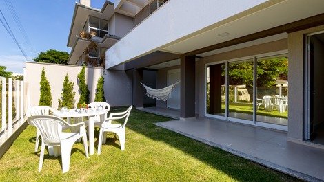GROUND FLOOR APT A FEW STEPS FROM THE SEA IN CANTO GRANDE