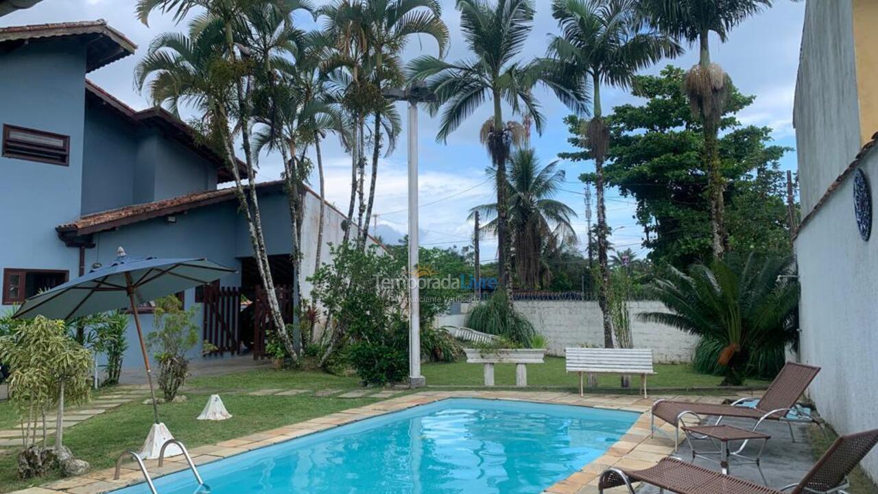 Casa para aluguel de temporada em Ubatuba (Lazaro)