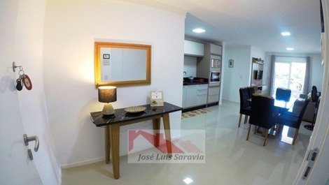 Excellent brand new apartment in the center of Bombinhas overlooking the sea!