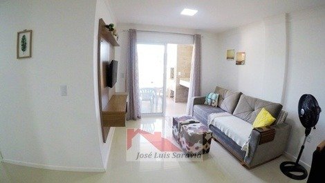 Excellent brand new apartment in the center of Bombinhas overlooking the sea!