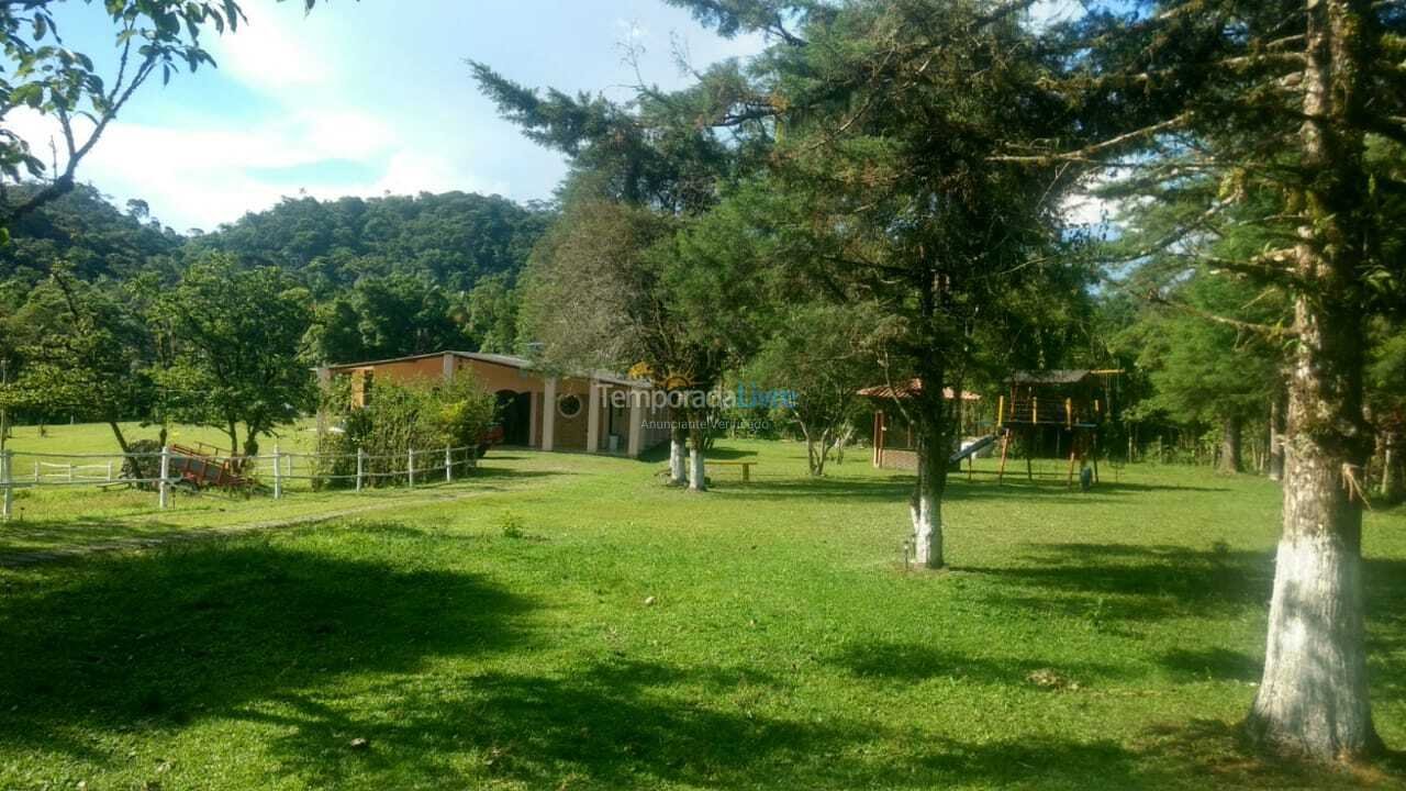 Chácara / sítio para aluguel de temporada em Paraibuna (Alto da Serra)