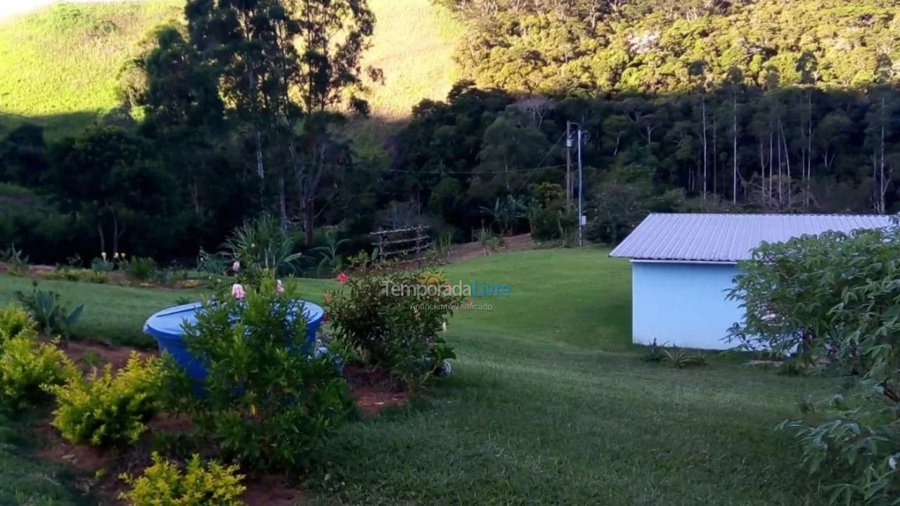 Ranch for vacation rental in Coronel Pacheco (Indicado Na Descrição)