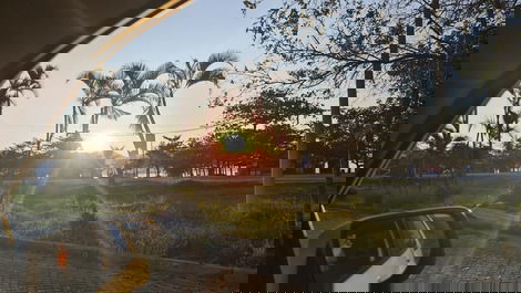 O entardecer em maranduba
