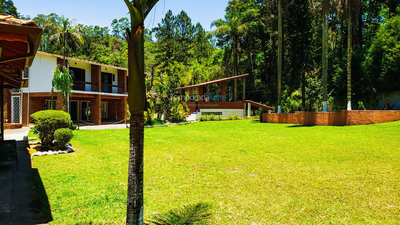 Casa para aluguel de temporada em São Lourenço da Serra (Chácara Totalmente Plana Com Wifi)