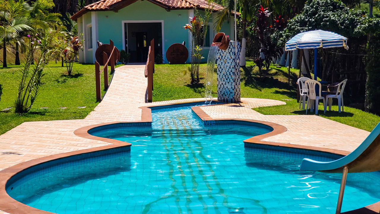 Granja para alquiler de vacaciones em Juquitiba (Piscina Guitarra 30 Metros da Rodovia Festas E Temporada)