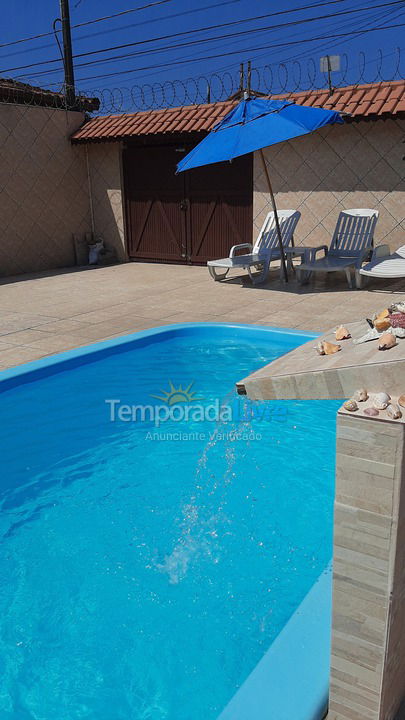 Casa para aluguel de temporada em Praia Grande (Balneário Maracanã)