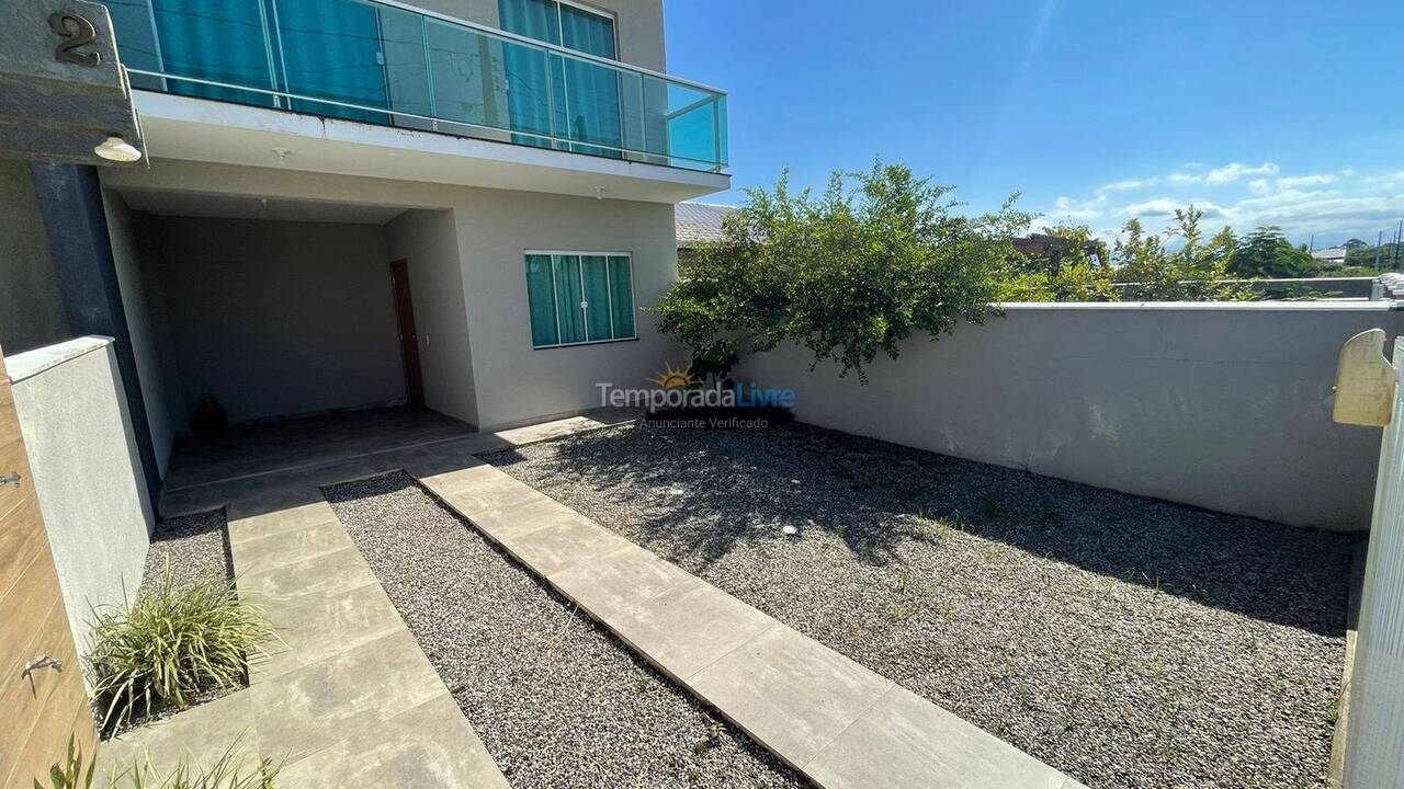 Casa para alquiler de vacaciones em Itapoá (Barra do Saí)