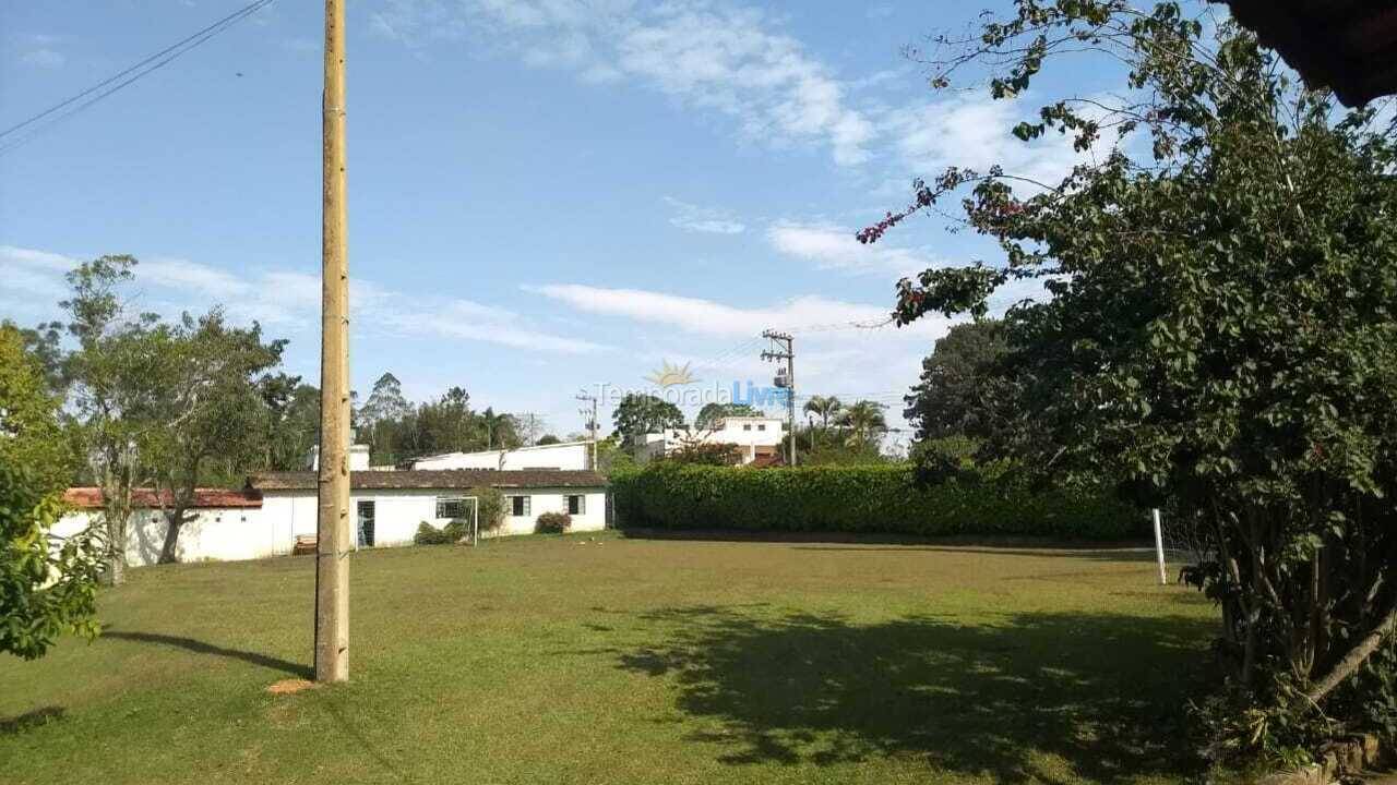 Granja para alquiler de vacaciones em Mogi das Cruzes (Biritiba Ussu)