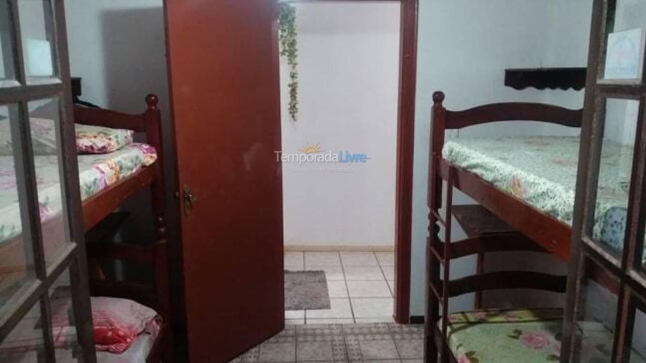 Casa para aluguel de temporada em São Sebastião (Maresias)